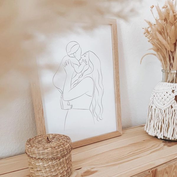 Line Art tekening van een moeder met kind, gedeeld door influencer @mamimitstil
